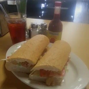 1/2 Shrimp &amp; Catfish Poboy