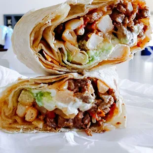 Surprisingly DEElicious! California BB, with Guac.