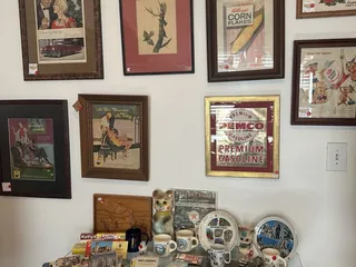 Buck's Vintage on 66