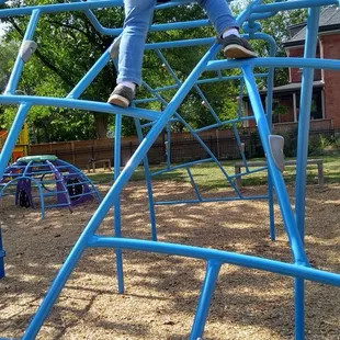 A fun place to climb #chase&amp;ferguschildrenspark #northside #weekendfun #familyfun @yelpcincy