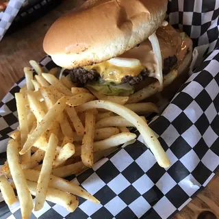 1 Classic C Heese Burger