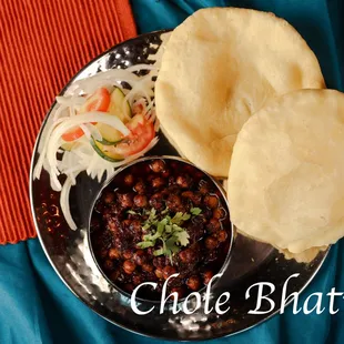 Chole Bhature (garbanzo beans)