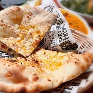 Garlic Naan (Dairy)