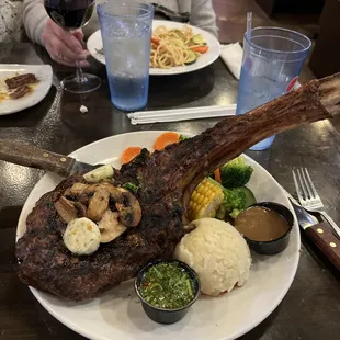 Tomahawk ribeye