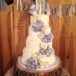 a three tiered wedding cake