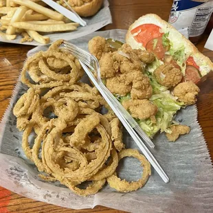 Shrimp poboy, onion rings
