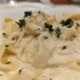 Fettuccine Alfredo