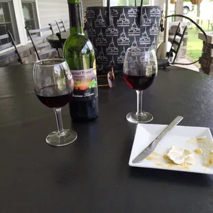 Cabernet Franc reserve and baked brie w caramel