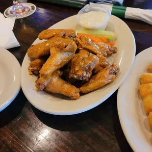 Excellent wings