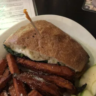 Pesto Sandwich