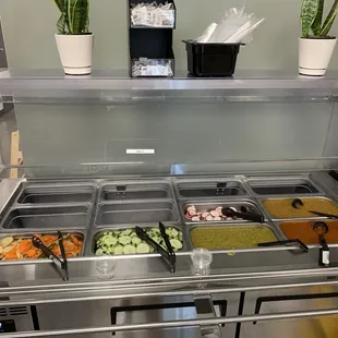 salsa bar( fully stocked)