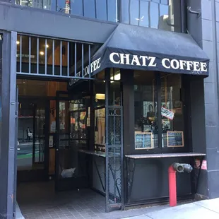 the entrance to chatz coffee