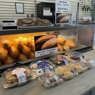 Chau Bakery