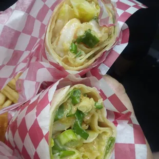 Shrimp wrap with fries