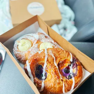 Had to fight myself to get only 2 ;))  | www.moniquedao.com