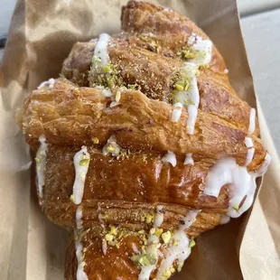 Pistachio Croissant