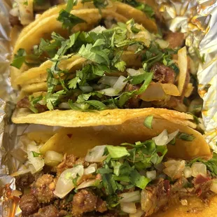 Al pastor tacos