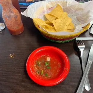 Chips and salsa