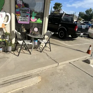 Cute little set up....