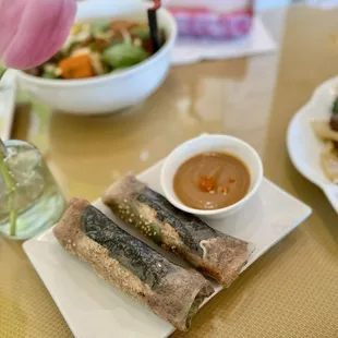 Brown rice paper spring rolls