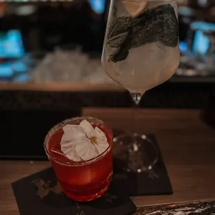 Hugo Cocktail &amp;&amp; Paloma