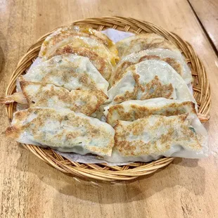 10 Piece Mandu Sampler