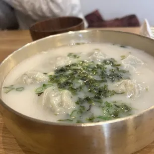 Mandu Soup