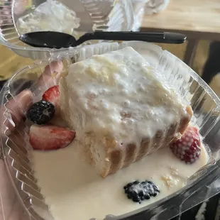 Quattro leches. One of the best I've ever had.