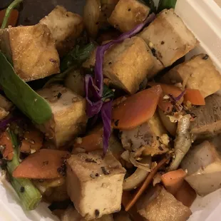 GARLIC BLACK PEPPER with tofu (added carrot and mushrooms)