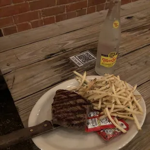 You can see how tough the steak is by looking at it.