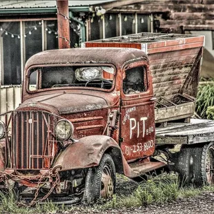 an old rusty truck