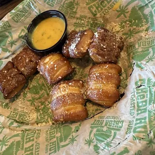 Pretzel Nugs