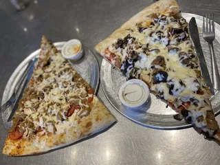 Lazy Moon Pizza