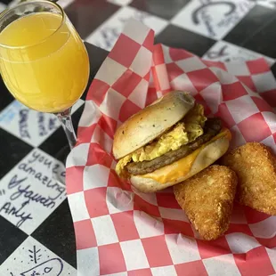 Brunch Saturday &amp; Sunday open until 3pm.