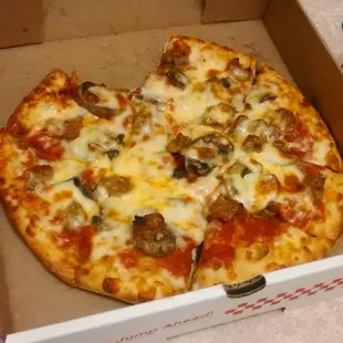 Sausage mushroom and onion my favorite!!