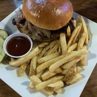 Pulled Pork Sandwich