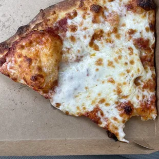 Do you see that cheese ready to be eaten!!!