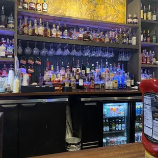 Full bar
