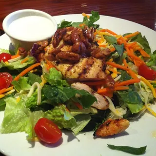 Grilled Chicken Pecan Salad