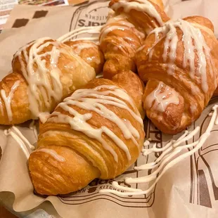 Complementary biscuits