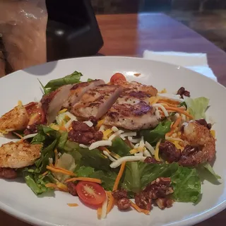 Grilled Chicken Pecan Salad