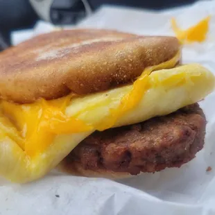 Breakfast sandwich