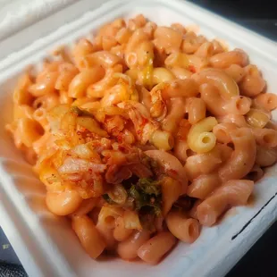 Kimchi mac and cheese