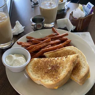 Mama's Grilled Cheese Sandwich