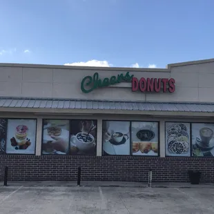 the outside of a restaurant