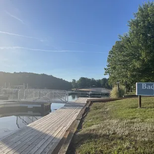 a sign at the dock
