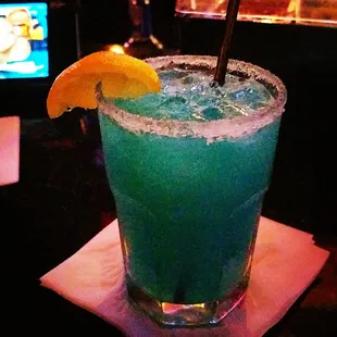 Slingin drinks! Gotta love my job.