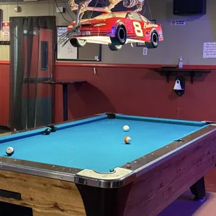 Pool table