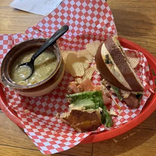 Sweet and spicy sandwich with green chili chicken soup