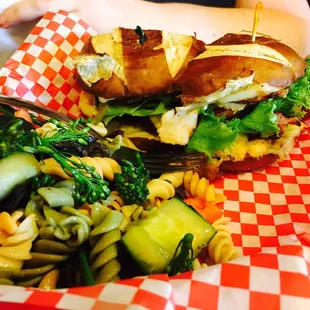 Sweet and Spicy Sandwich with Pasta Salad